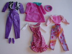 Barbie My First Fashion 4853 Abrigo Sombrero Años 90 + Pantalones de Vestir Púrpura Rosa Top - Imagen 1 de 13