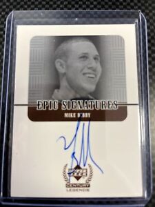 1999-00 Upper Deck Century Legends Mike Bibby Epic Signatures On Card Auto