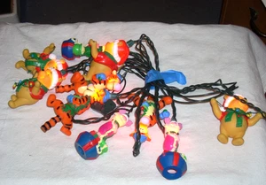 Vintage Disney Pooh Piglet Tigger String Christmas Lights 10 Plastic Works! - Picture 1 of 4