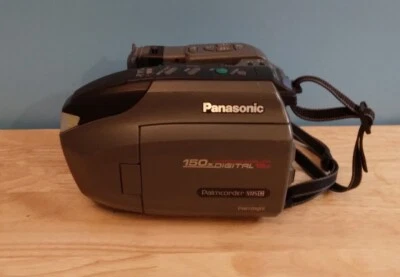 Panasonic PV-L650D Video Recorder VHS-C Palmcorder Untested - Image 1 of 4