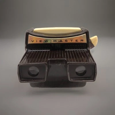 FOR PARTS REPAIR Vintage Bakelite Sawyer's View Master Viewer Model F 3D Stereo - Image 1 of 4