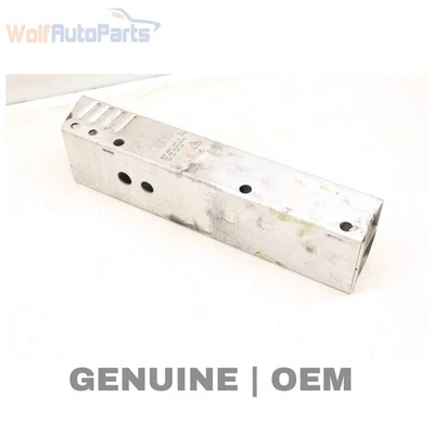 2010-2016 AUDI S4 - задний правый бампер амортизатор 8K0807332A - Изображение 1 из 4