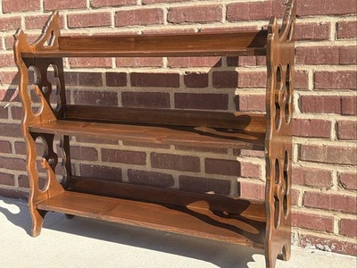 "Antigua estantería de madera de 3 estantes, victoriana 37"" L 33,5"" H 9"" D" Foto 1 de 4