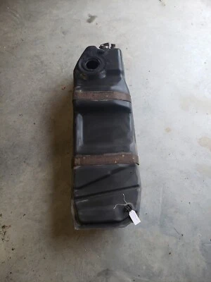  FUEL TANK | FITS 1995 CHEVY BLAZER S10 / GMC JIMMY S15 Foto 1 de 4
