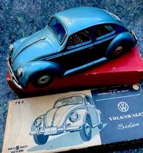 vintage VW Tin Toy Japan BANDAI friction VOLKSWAGEN BEETLE 8" Original Box - Picture 1 of 10