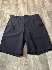 EUC -NIKE GOLF Black Shorts Mens Size 34 - 95% Polyester 5% Spandex - Picture 1 of 6