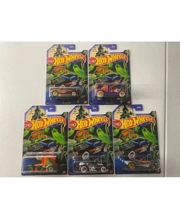 Lote de 5 coches Hot Wheels Halloween 2025 DXT91-979H juego de coleccionista - Imagen 1 de 1
