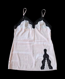 Victoria’s Secret Tease rosa Satin-Schlupfkleid mit schwarzem Spitzenbesatz Größe Small  - Bild 1 von 18