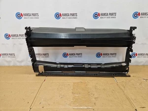 Guía de conducto de admisión de aire del radiador Porsche Macan 95B 2014-2023  - Imagen 1 de 5