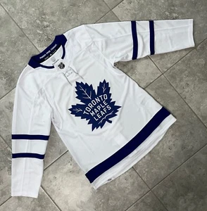 Adidas Toronto Maple Leafs Stadium Series Authentic NHL Jersey New White Blue 46 - Picture 1 of 20