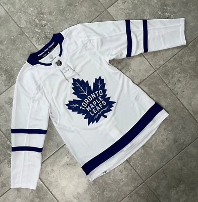 Adidas Toronto Maple Leafs Stadium Series Authentic NHL Jersey New White Blue 46 - Image 1 of 4