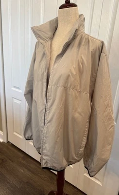 Cortavientos para Hombres IZOD X.F.G, Talla S, Manga Larga, Cremallera, Capucha Oculta, Embalable Foto 1 de 4