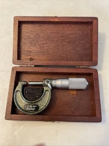 Mitutoyo 103-135 0-1" Micrometer Tool – Used, Includes Original Wooden Box - Picture 1 of 5