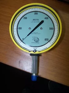 👀 3D INSTRUMENTS 0 TO 600 PSI PRECISION DIRECT-DRIVE GAUGE 4-1/2" 25544-28B54 - Picture 1 of 5