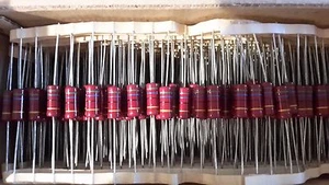 Par fuerte emparejado de resistencias PIHER 56ohm 1W 5% alta estabilidad bajo ruido - Imagen 1 de 3