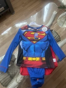 New With Tag Boys Superman pyjamas set Long Sleeves With Cape Size 7-8 Years - Picture 1 of 7