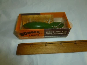 Vintage Bomber Fishing Lure w/ Box & Insert Lot H-419 - Picture 1 of 11