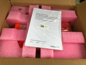 Dell EMC Networking MX-G610s Fibre Channel Switch- New open Box - Picture 1 of 7