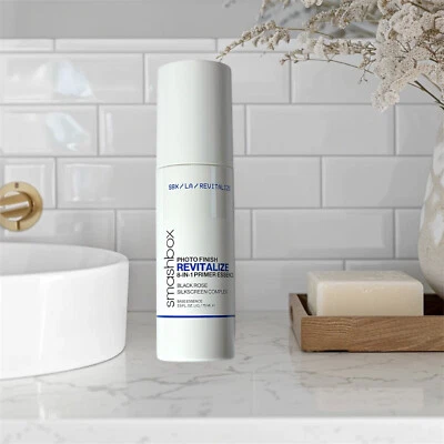 Smashbox Photo Finish Revitalize 2.5 Fluid Ounces 8-In-1 Primer Essence Spray - Image 1 of 4