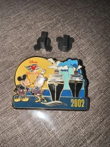 DCL Disney Cruise Line Mickey & Minnie Ships Wonder & Magic 2002 Disney Pin - Picture 1 of 3