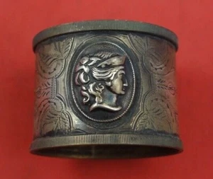 Medallion by Unknown Coin Silver Napkin Ring Bright-cut 1 1/2" x 1 1/2" - Picture 1 of 2