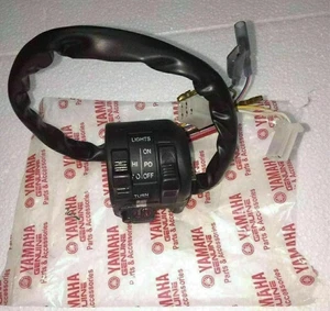 FOR YAMAHA RX100 RX135 HANDLE THUMB SWITCH HORN LIGHT SWITCH LEFT DT125 DT175 - Foto 1 di 3