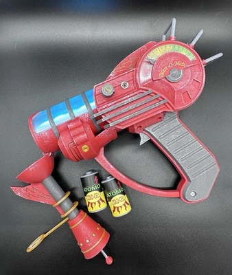 Video Game Prop Reloadable w Lights and Sound Effects (Raygun) - Image 1 of 4
