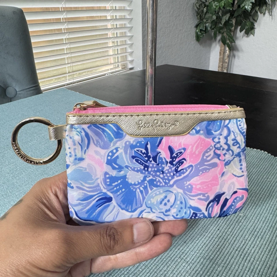 Bolsa floral rosa y azul Lilly Pulitzer Foto 1 de 4