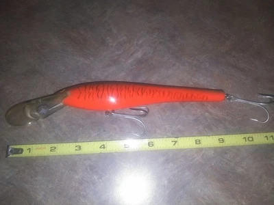 DE COLECCIÓN BAGLEY DB 08 ALMIZCLE ALMIZCLE LUCIO PESCA CRANKBAIT SEÑUELO CEBO PERCHA DE LATÓN Foto 1 de 4