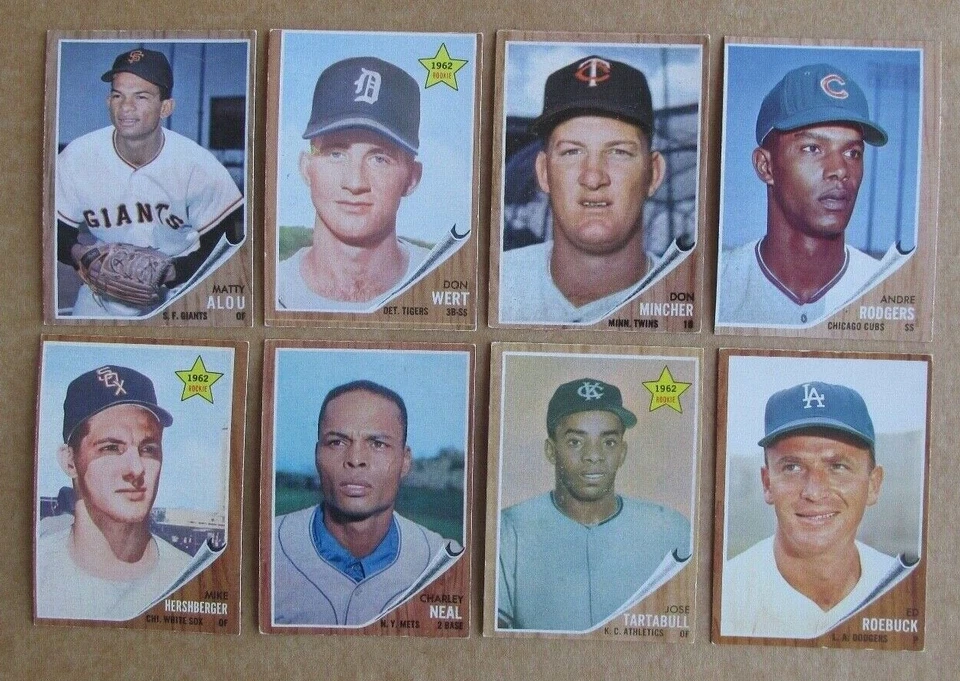 1962 TOPPS BASEBALL CARD SINGLES #238-589 COMPLETE YOUR SET U-PICK UPDATED 11/11 - Image 1 of 1