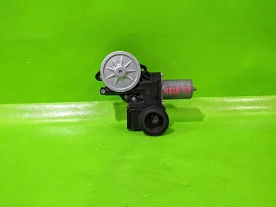 15 16 17 CAMRY DRIVER LEFT FRONT WINDOW MOTOR OEM 4328-23 - Image 1 of 3