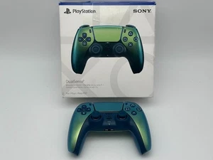 PlayStation DualSense Wireless Controller – Chroma Teal [CFI-ZCT1W] - Picture 1 of 5