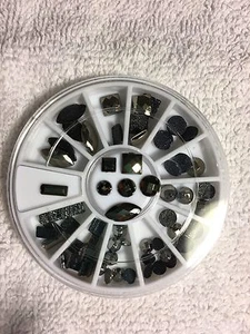 bisuteria para decoracion de uñas en varios tamaños - Picture 1 of 2