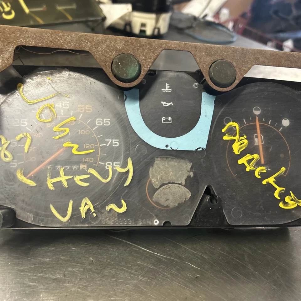 Chevrolet G20 1985 velocímetro clúster  Foto 1 de 4