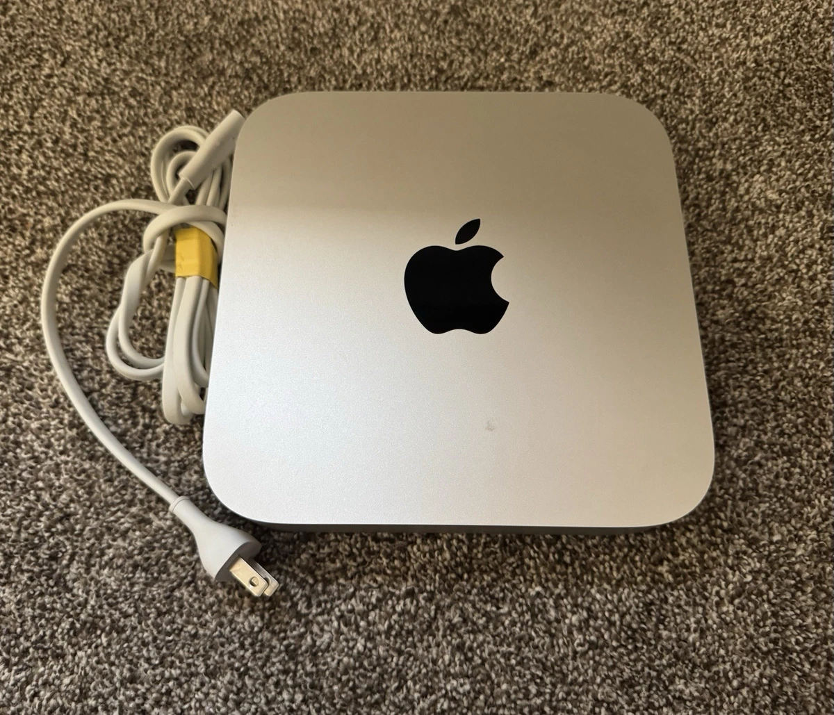 Mac mini Server i7 2.0 16Gb SSD+ハードディスク Mac mini Server i7 2.0 16Gb SSD+ハードディスク