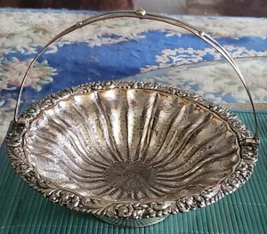 ANTIQUE VICTORIAN HEAVILY HAND CHASED SILVERPLATE ON COPPER BRIDES BASKET - Picture 1 of 9