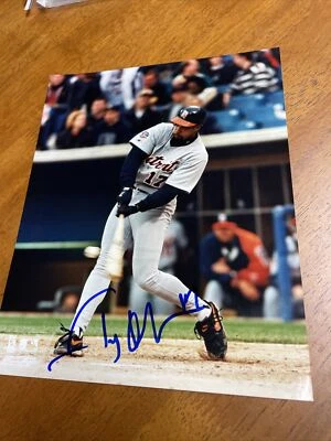 Foto autografiada por Tony Clark de los Tigres de Detroit de 8x10 con certificado de autenticidad Foto 1 de 2