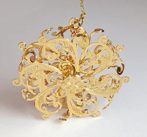 2000 The Danbury Mint Christmas Ornament "Snowflake Swirl", 23k Gold Plated - Picture 1 of 3