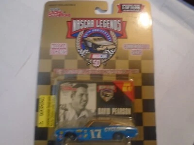 RACING CHAMPIONS, #17 DAVID PEARSON 1 OF 19,998 LEGENDS COLLECTORS CARD/STAND - Image 1 of 2