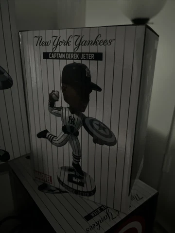 2023 Derek Jeter Yankees Marvel Captain America Bobblehead SGA 6/23 Cover