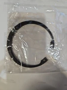 Genuine Mercedes-Benz Wheel Bearing Snap Ring 000472-092000 - Picture 1 of 2
