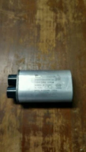 CONDENSADOR DE MICROONDAS FRIDGIDAIRE 5304455389 PARA MODELO FMV156DSB - Imagen 1 de 2