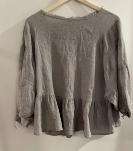 Mod Ref women's shirt sz M light gray -nice! Ay4 - Picture 1 of 7