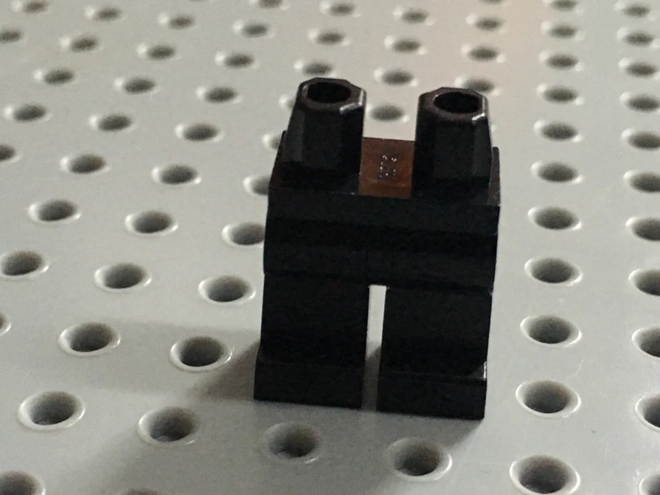 LEGO MINIFIGURES COLLECTIBLE SERIES 2 - 1 X LEGS FOR THE MIME 8684  - Image 1 of 1