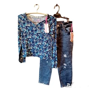 Justice Girls Mini Mom Dark Wash Destroyed Jeans Set -12-V-Neck Floral Top - Picture 1 of 10
