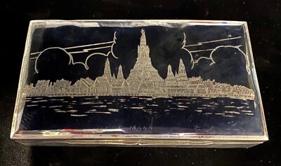 Caja Niello de plata Siam grabada de colección forrada en madera - Escena del templo tailandés Wat Arun Foto 1 de 4