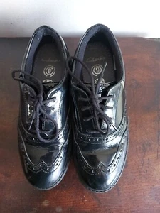 Clarks Patent Leather Black School Shoes Uk4 Excellent Condition - Picture 1 of 4