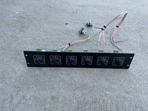 Boutons de volume montés en rack - Photo 1/3