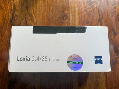 NEW Carl Zeiss Loxia 85mm f/2.4 Full Frame Manual Focus for Sony E Mount, Black - Image 1 of 4