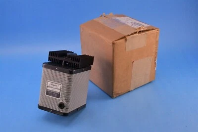 Acopian 28VDC Power Supply Plug In 28J100 - Image 1 of 4